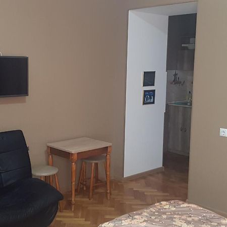 Apartment Izabella Tbilissi Chambre photo